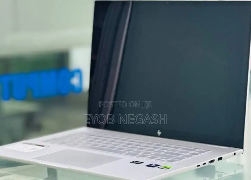 New Laptop HP Envy 15 32GB Intel Core I9 SSD 2T