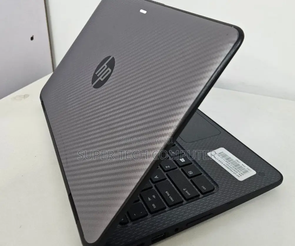 New Laptop HP ProBook 11 X360 4GB Intel Core 2 Quad SSD 128GB