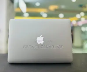 New Laptop Apple MacBook Air 2015 8GB Intel Core I7 SSD 512GB