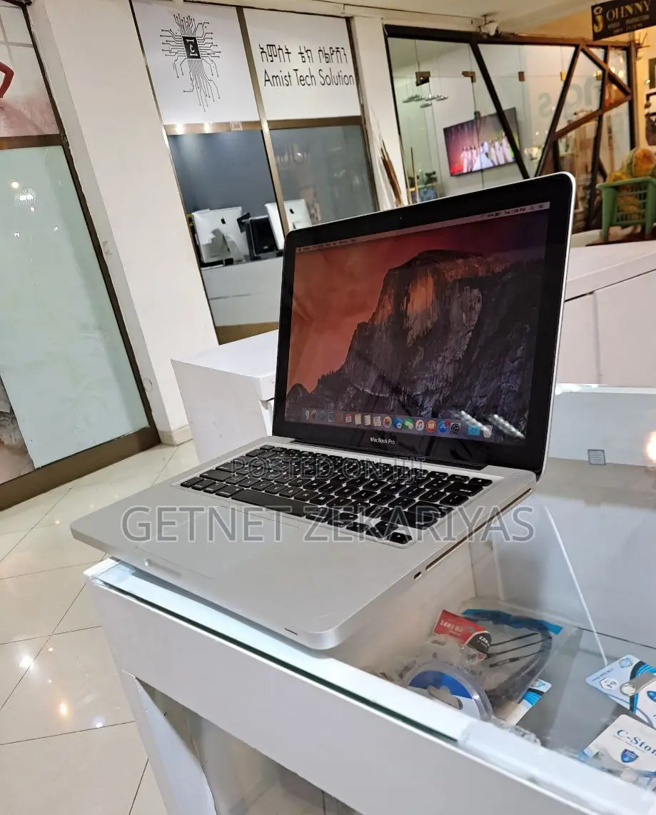 New Laptop Apple MacBook Pro 2012 8GB Intel Core 2 Duo HDD 500GB