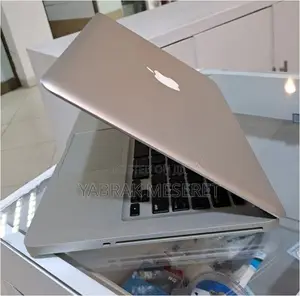 New Laptop Apple MacBook 2012 4GB HDD 500GB