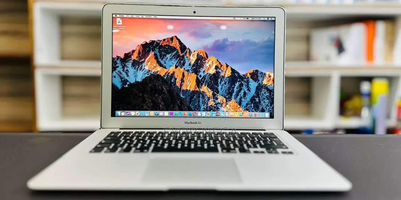 New Laptop Apple MacBook Air 2015 8GB Intel Core I7 SSD 512GB