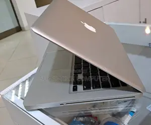 New Laptop Apple MacBook Pro 2012 8GB Intel Core 2 Quad HDD 500GB