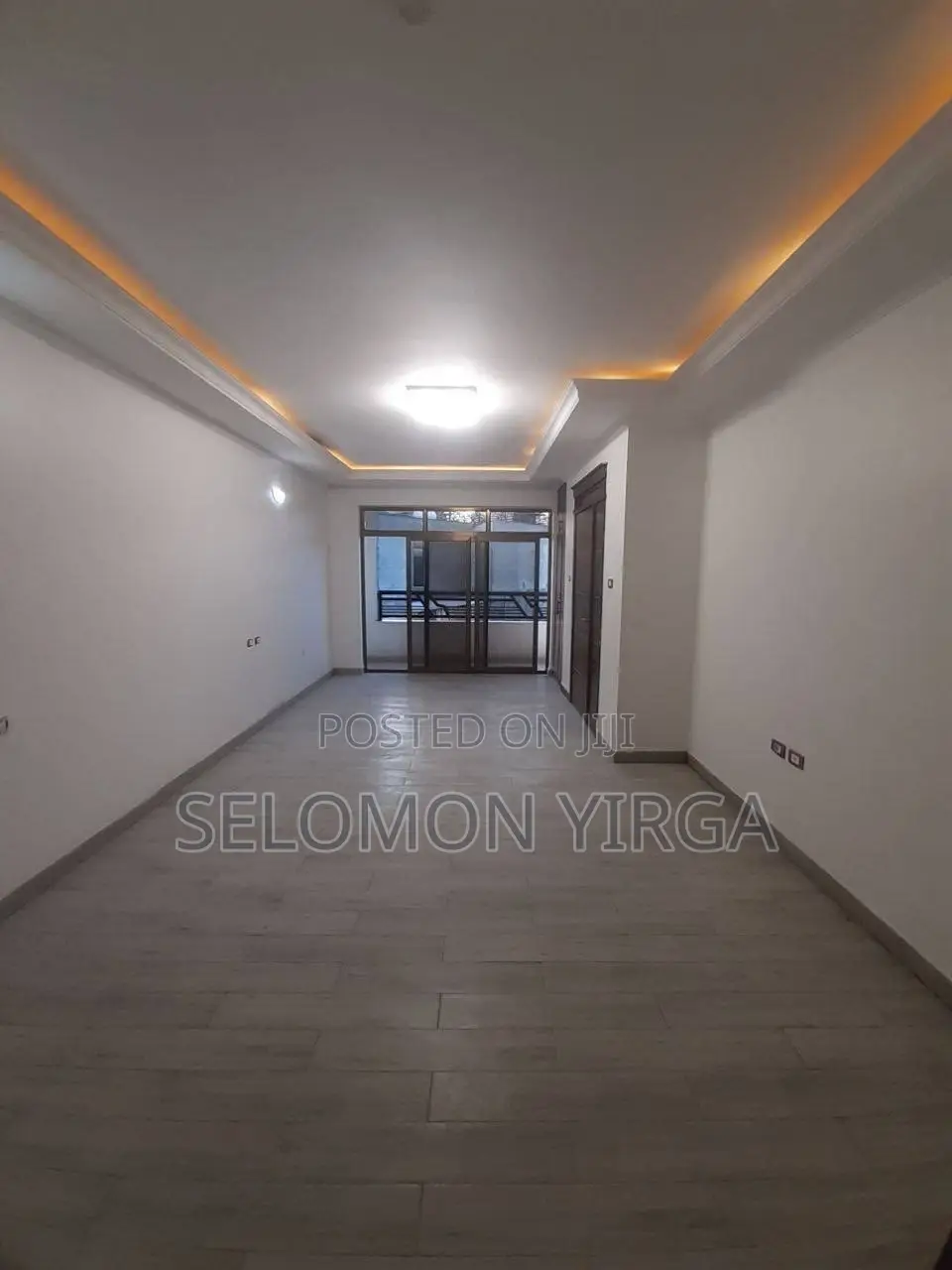 6bdrm House in Adis Abba, Bole for sale