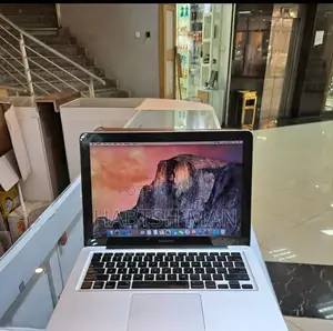 Photo - Laptop Apple MacBook Pro 2012 8GB Intel Core 2 Duo HDD 500GB