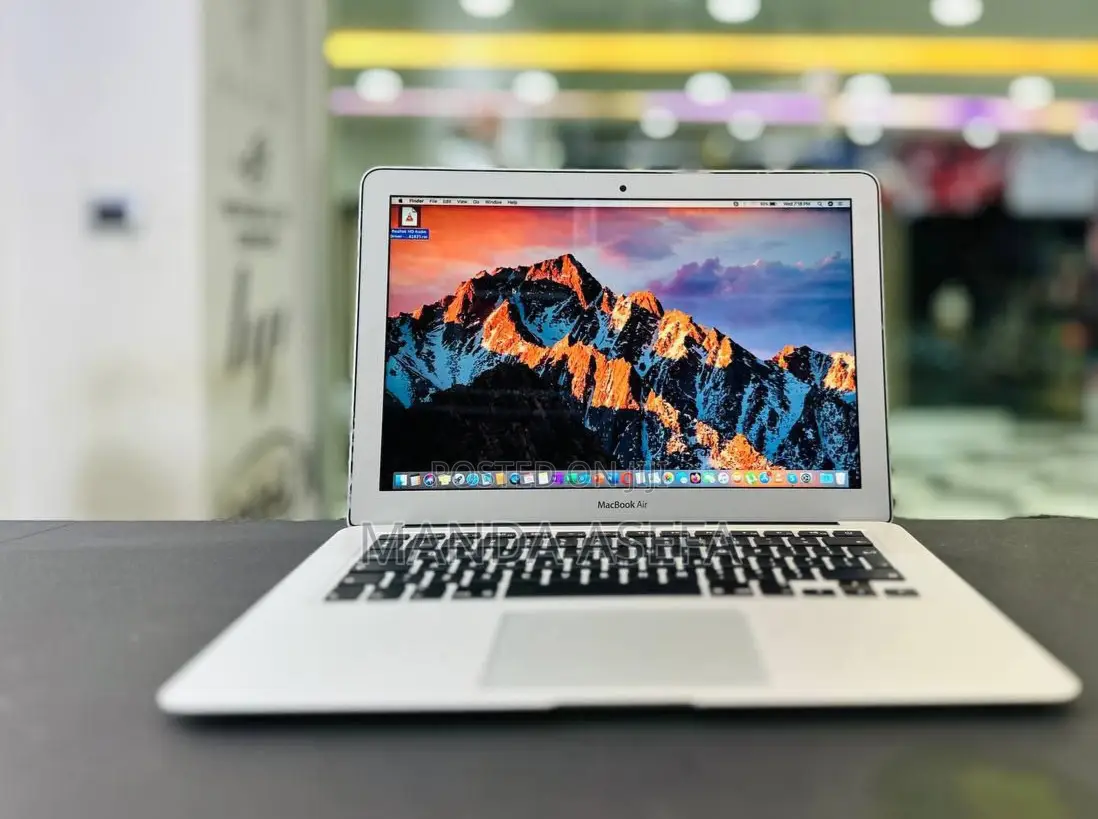 New Laptop Apple MacBook Air 2015 8GB Intel Core I7 SSD 512GB