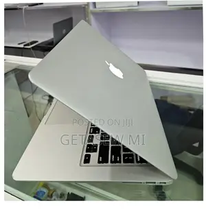 Photo - New Laptop Apple MacBook Air 2017 8GB Intel Core I5 SSD 256GB