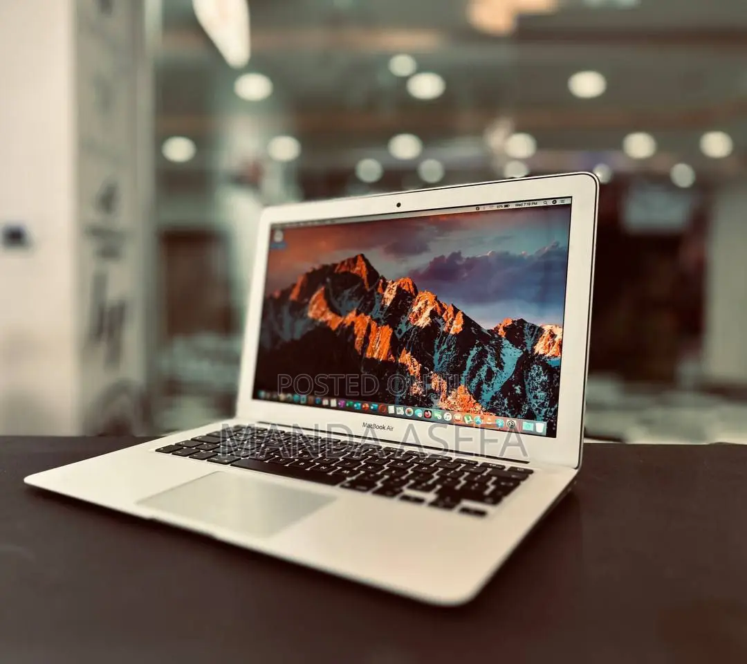 New Laptop Apple MacBook Air 2015 8GB Intel Core I7 SSD 512GB