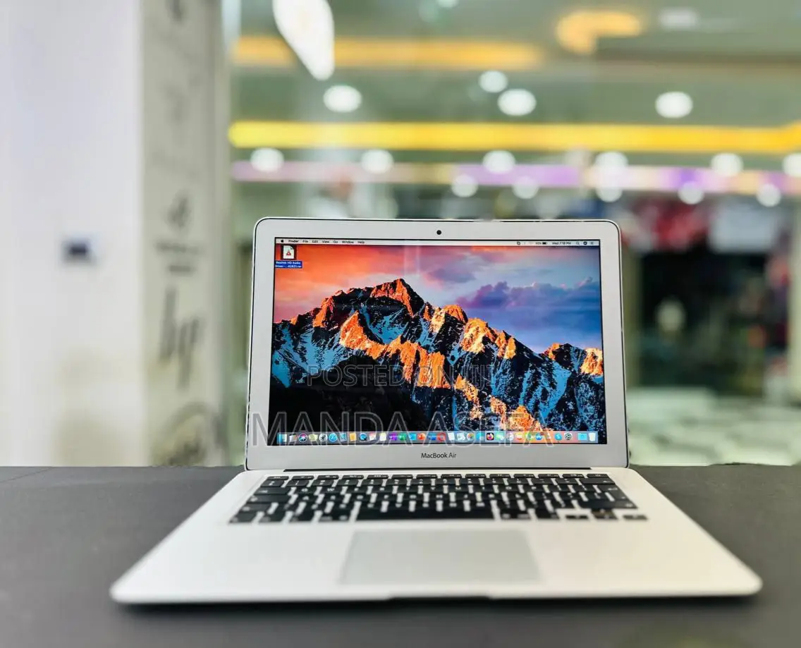 New Laptop Apple MacBook Air 2015 8GB Intel Core I7 SSD 512GB