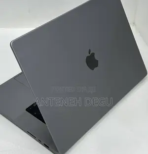 New Laptop Apple MacBook Pro 2022 M2 16GB Apple M2 SSD 512GB