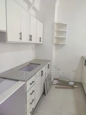 2bdrm Apartment in Noah Real Estate, Bole for rent