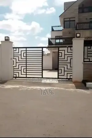 7bdrm House in ሳሚት ፍየል ቤት ኮምፓውንድ, Bole for sale