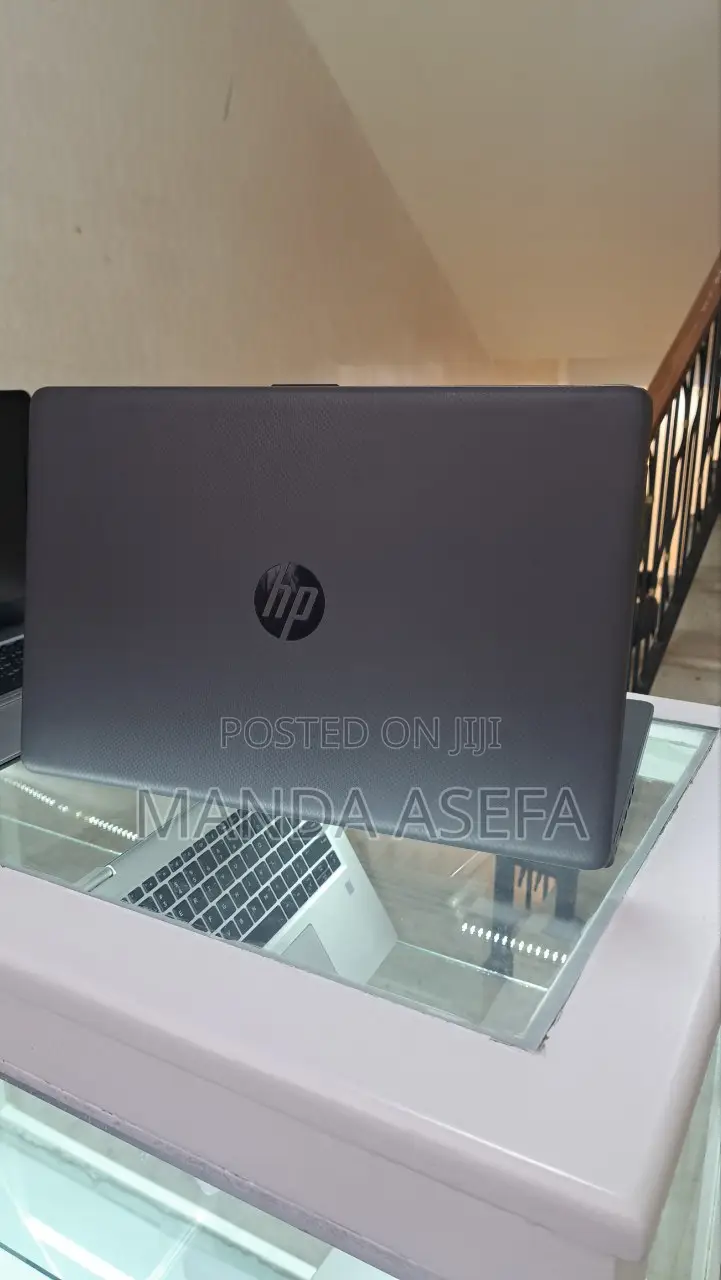 New Laptop HP Stream Notebook 8GB Intel Core I5 HDD 1T