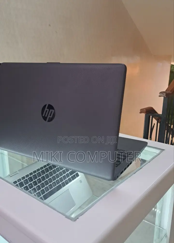 New Laptop HP Stream Notebook 8GB Intel Core I5 HDD 1T