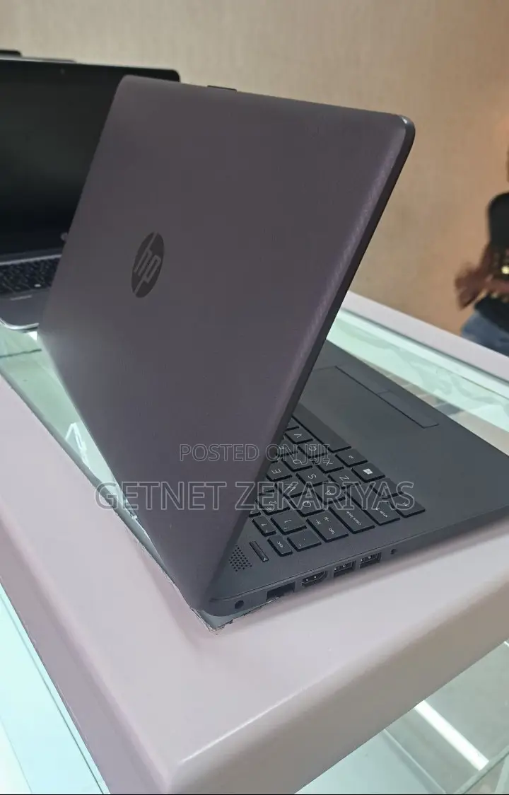 New Laptop HP Stream Notebook 8GB Intel Core I5 HDD 1T