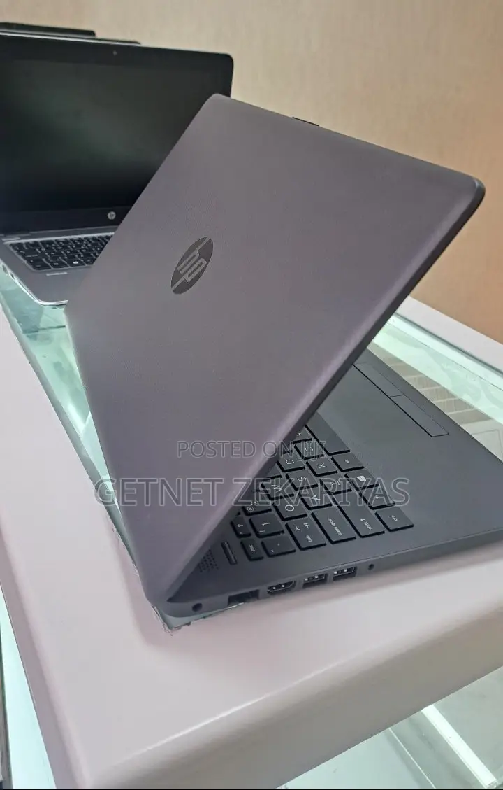 New Laptop HP Stream Notebook 8GB Intel Core I5 HDD 1T