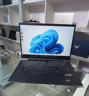New Laptop HP Victus 16 8GB AMD Ryzen 7 SSD 1T
