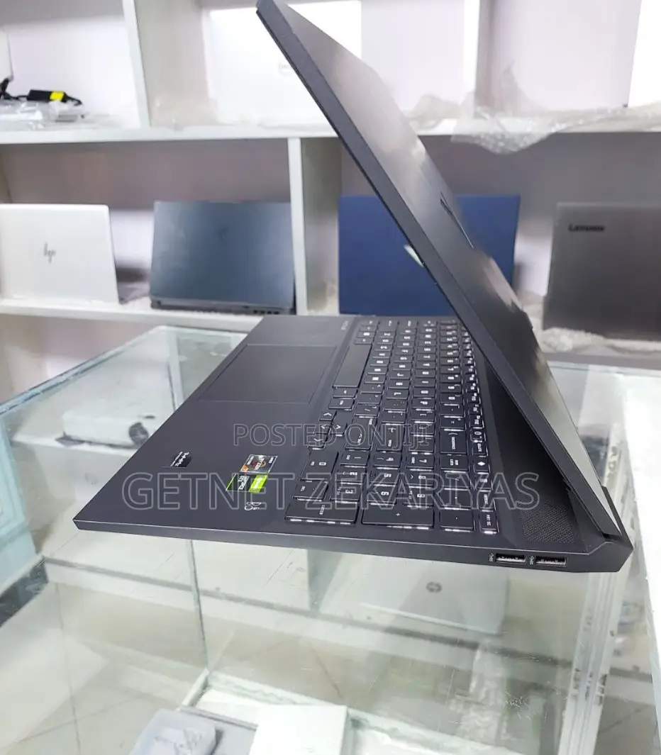 New Laptop HP Victus 16 8GB AMD Ryzen 7 SSD 1T
