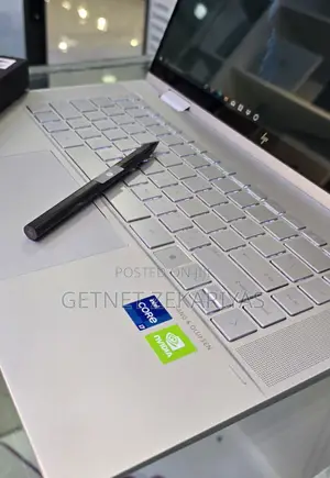 New Laptop HP Envy X360 16GB Intel Core I7 SSD 512GB