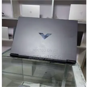 New Laptop HP Victus 16 8GB AMD Ryzen 7 SSD 1T