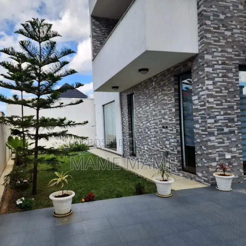 6bdrm House in Addis Abeba, Bole for sale