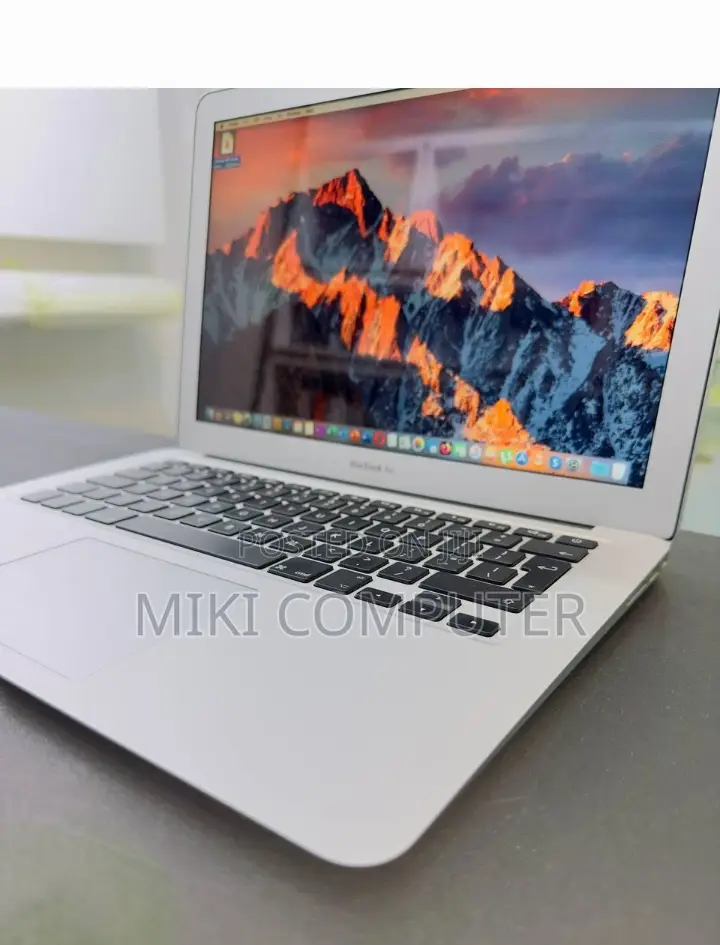 New Laptop Apple MacBook Air 2015 8GB Intel Core I7 SSD 512GB