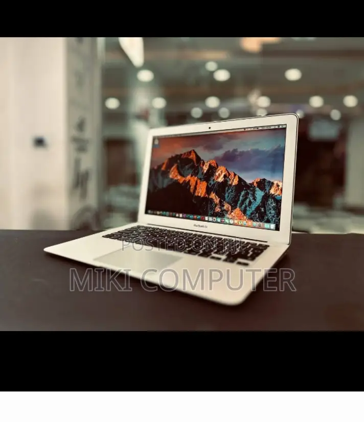 New Laptop Apple MacBook Air 2015 8GB Intel Core I7 SSD 512GB