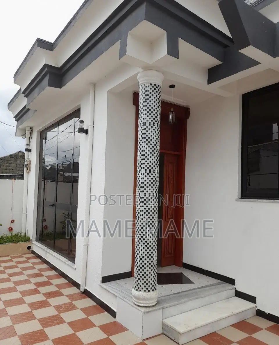 3bdrm Villa in Addis Abeba, Bole for sale