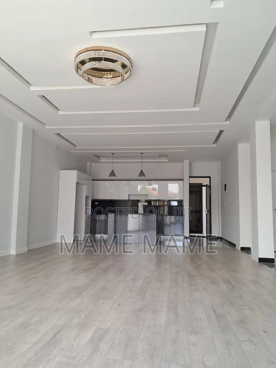 5bdrm Villa in Addis Abeba, Bole for sale