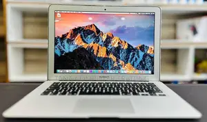 Photo - New Laptop Apple MacBook Air 2015 8GB Intel Core I7 SSD 512GB