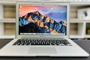New Laptop Apple MacBook Air 2015 8GB Intel Core I7 SSD 512GB