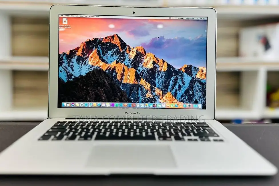 New Laptop Apple MacBook Air 2015 8GB Intel Core I7 SSD 512GB