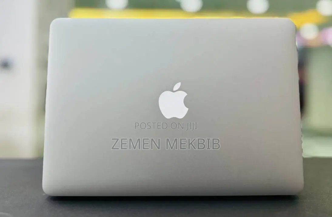 New Laptop Apple MacBook Air 2015 8GB Intel Core I7 SSD 512GB