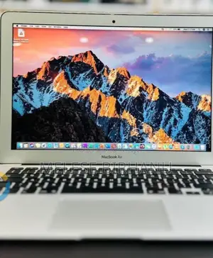 New Laptop Apple MacBook Pro 2015 16GB Intel Core I7 SSD 128GB