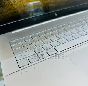 Photo - New Laptop HP Envy 17 16GB Intel Core I7 SSD 512GB