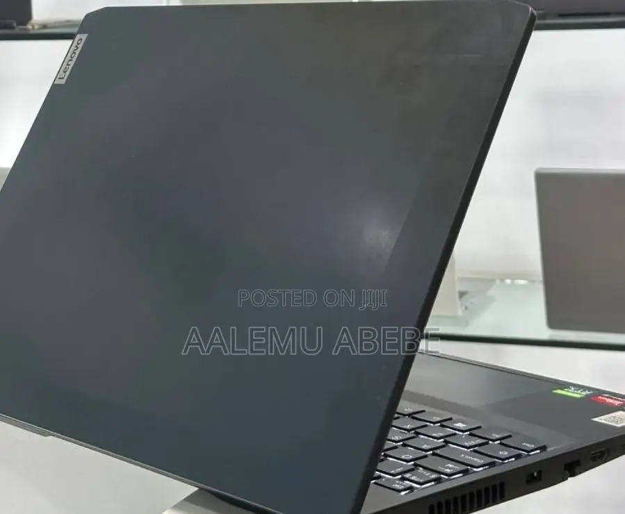 New Laptop Lenovo Ideapad 3 8GB AMD Ryzen 5 SSD 512GB