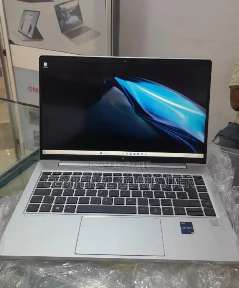 New Laptop HP EliteBook X360 1040 G7 16GB Intel Core I5 SSD 512GB