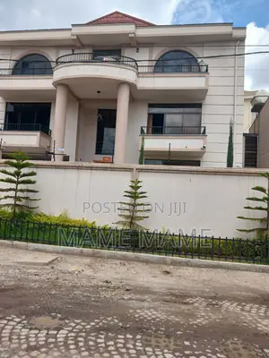9bdrm House in Addis Abeba, Bole for sale