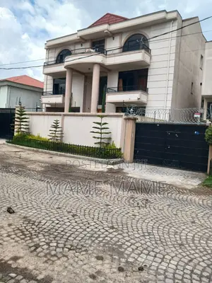 9bdrm House in Addis Abeba, Bole for sale