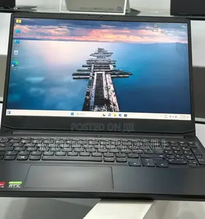 New Laptop Lenovo 8GB AMD Ryzen 5 SSD 512GB