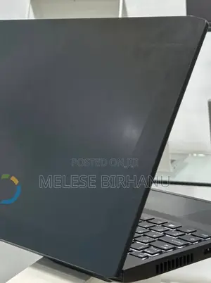 New Laptop Lenovo 8GB AMD Ryzen 5 SSD 512GB