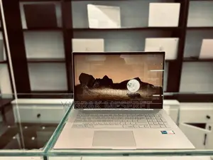 New Laptop HP Envy 17 16GB Intel Core I7 SSD 512GB