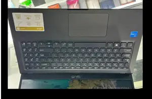 New Laptop Asus VivoBook 15 X505BA 8GB Intel Core i3 SSD 256GB