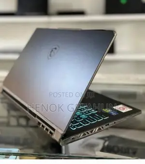 New Laptop MSI GP75 Leopard 16GB Intel Core i7 SSD 512GB