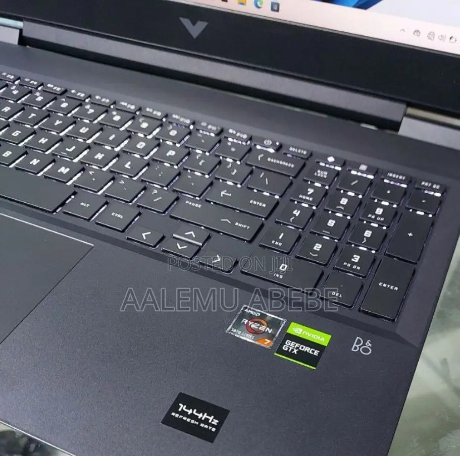 New Laptop HP Victus 16 16GB AMD Ryzen 7 SSD 512GB