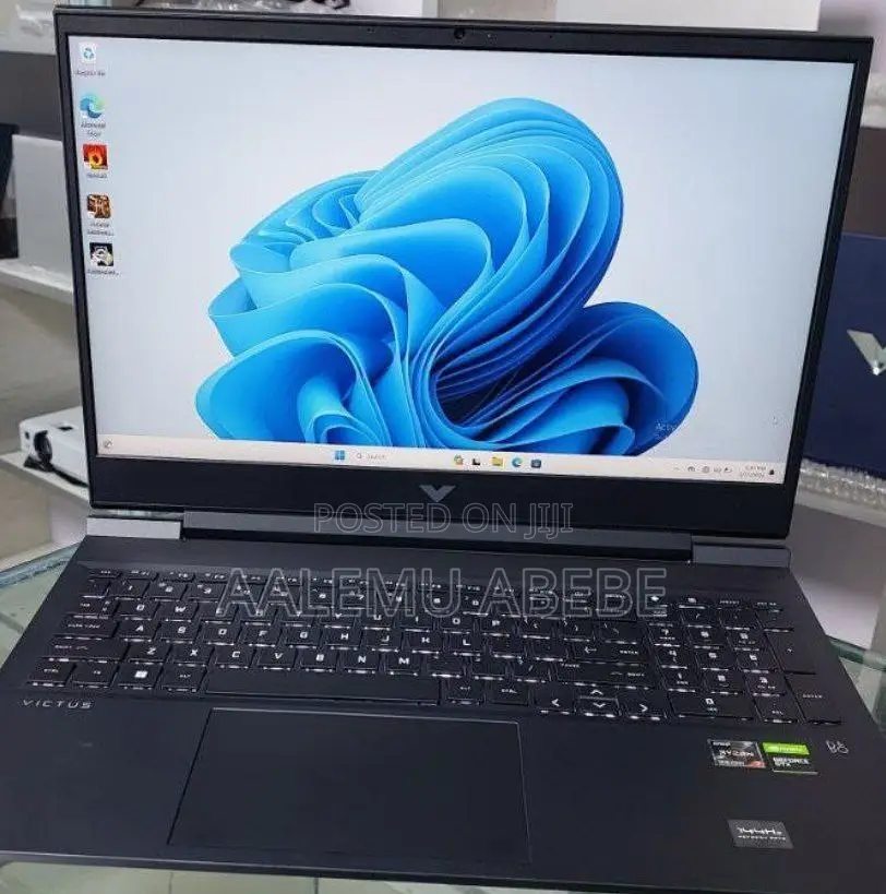New Laptop HP Victus 16 16GB AMD Ryzen 7 SSD 512GB