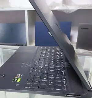 New Laptop HP Victus 16 16GB AMD Ryzen 7 SSD 512GB
