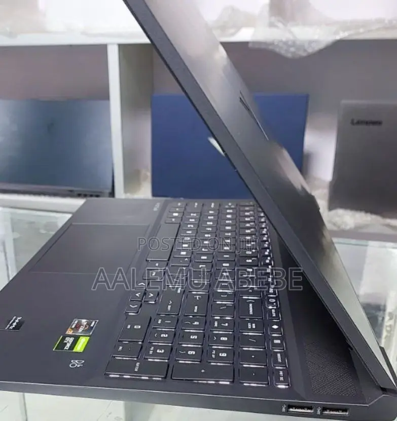 New Laptop HP Victus 16 16GB AMD Ryzen 7 SSD 512GB