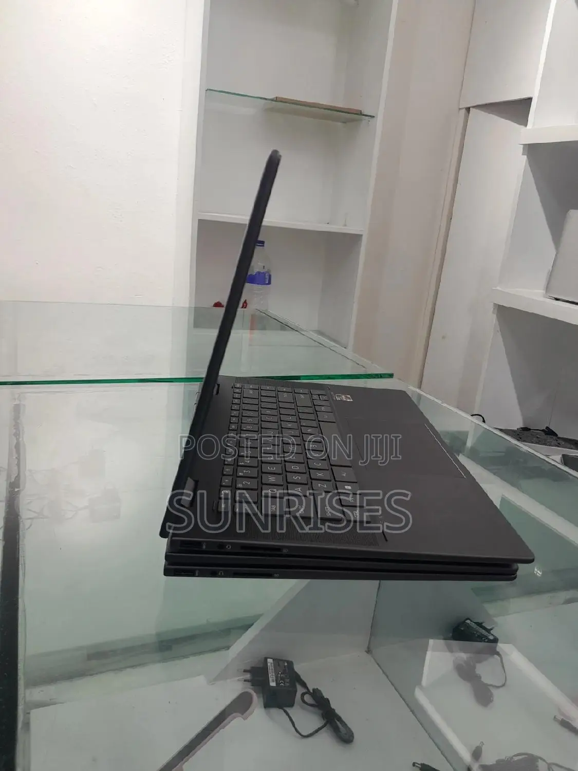 New Laptop HP Envy X360 16GB AMD Ryzen 5 SSD 512GB