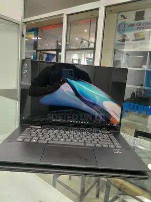 New Laptop HP Envy X360 16GB AMD Ryzen 5 SSD 512GB